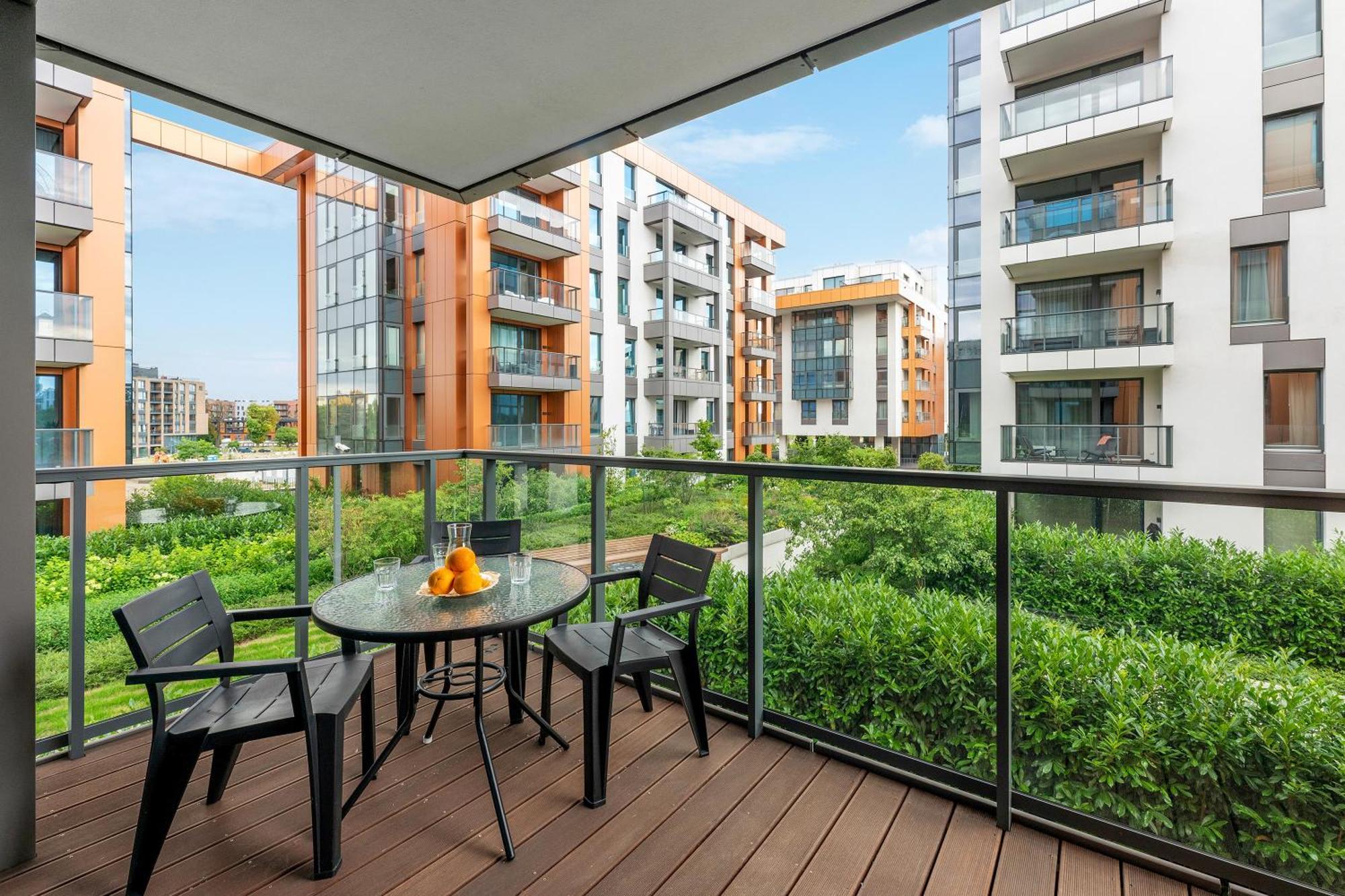 Blue Mandarin Riverside Premium Sauna & Gym Гданск Екстериор снимка