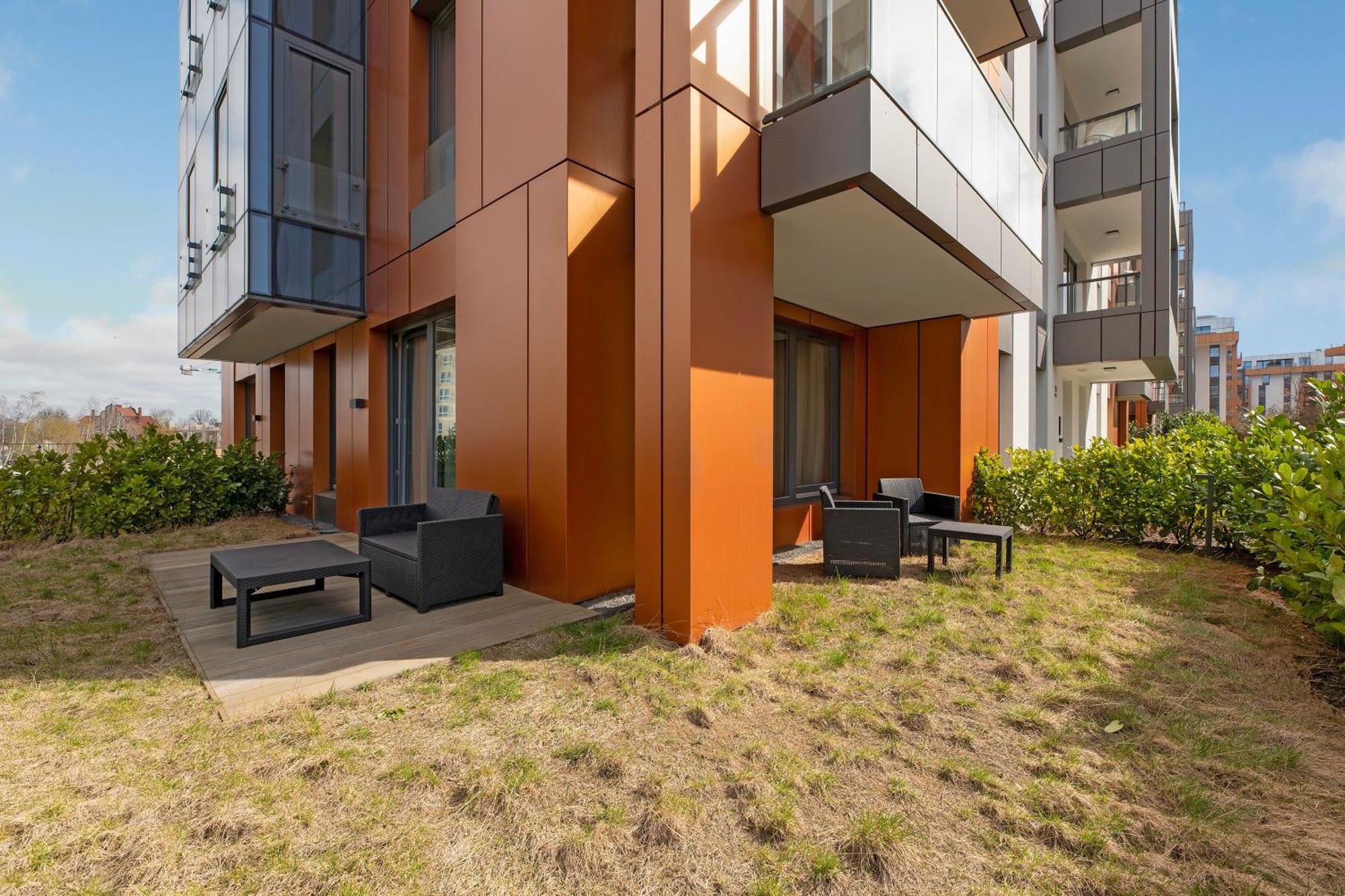 Blue Mandarin Riverside Premium Sauna & Gym Гданск Екстериор снимка
