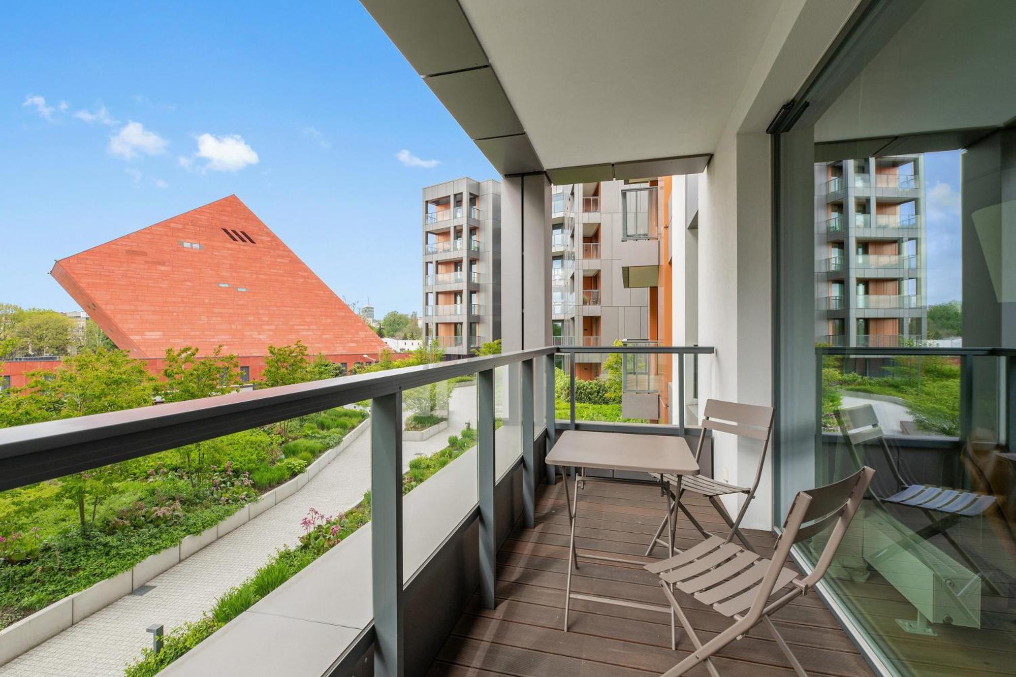 Blue Mandarin Riverside Premium Sauna & Gym Гданск Екстериор снимка